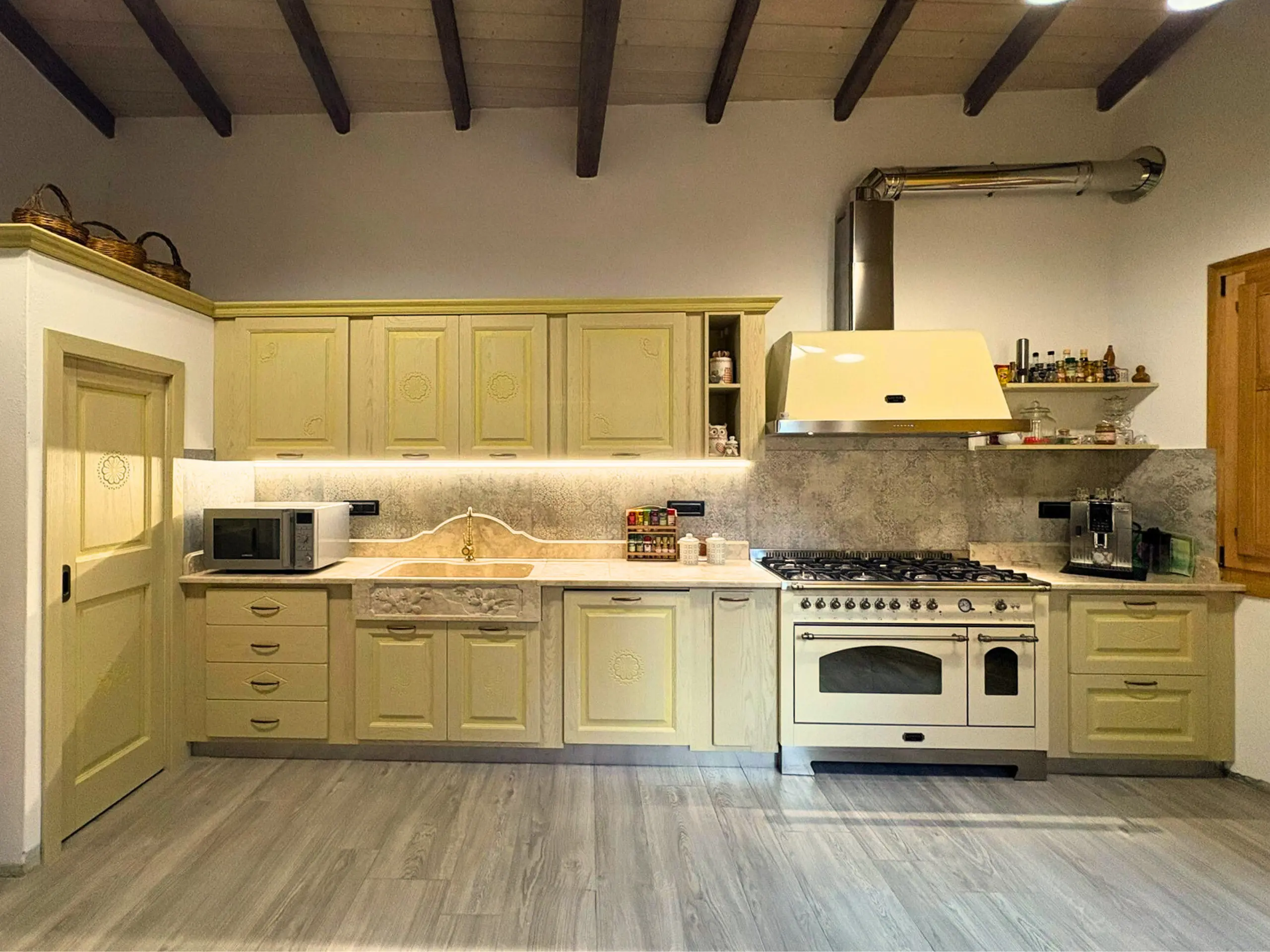 Cucina in legno